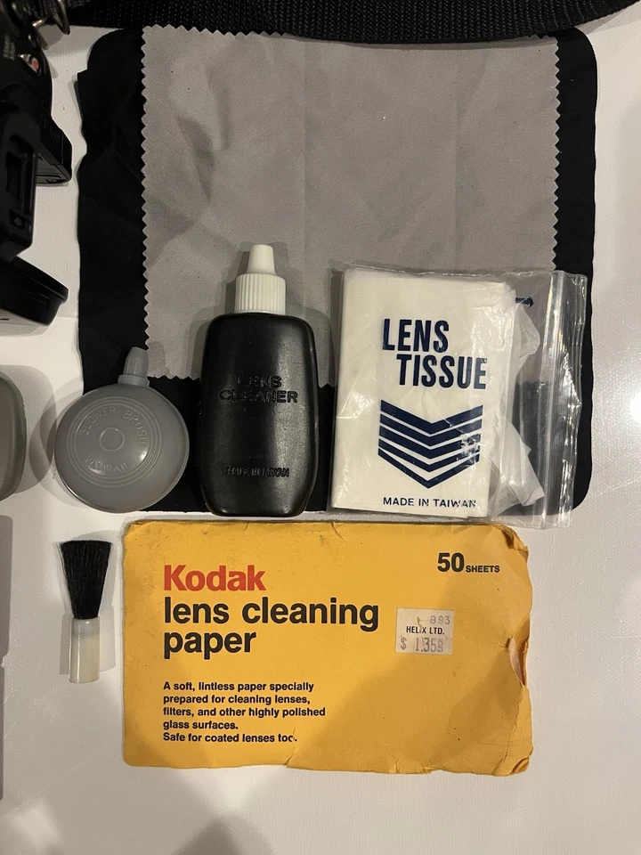 Canon Vixia HV30 MiniDV High Definition Camcorder Video W/remote & Cleaning Kit - Image 2 of 4