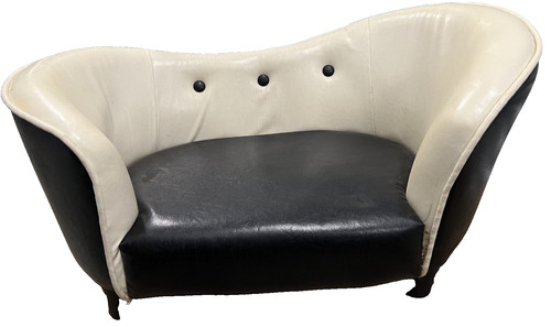 ENCHANTED HOME PET SNUGGLE PET SOFA BED 24 BY 14 BY 12 INCH - BLK WHT