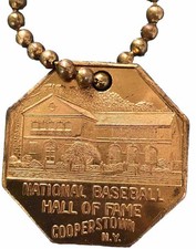 1939 National Baseball Hall of Fame Souvenir Keychain Fob Token Coin Gold Tone