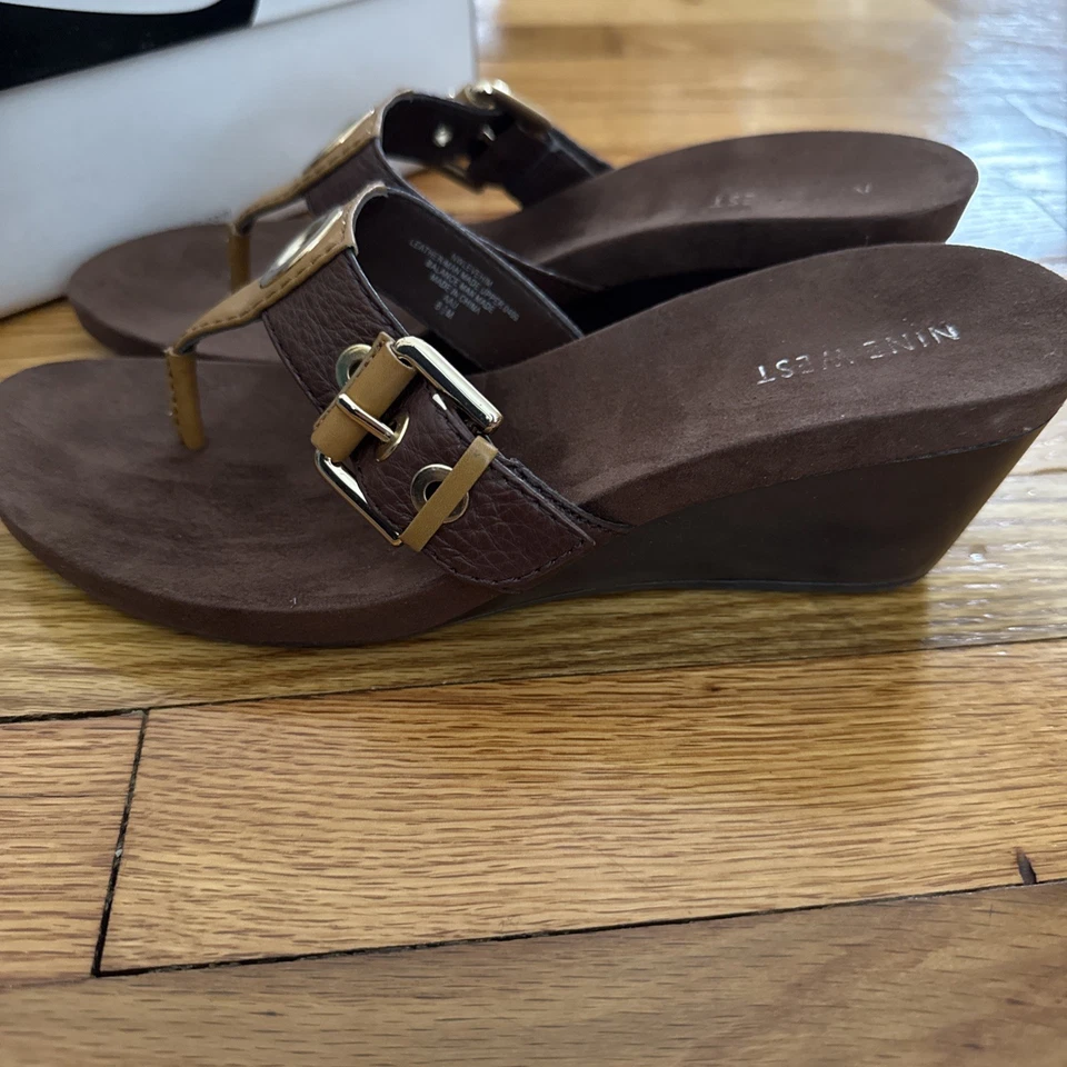 Nine West Women’s Wedge Sandals Brown Tan Gold Buckle Sz 8.5 - Image 2 of 4