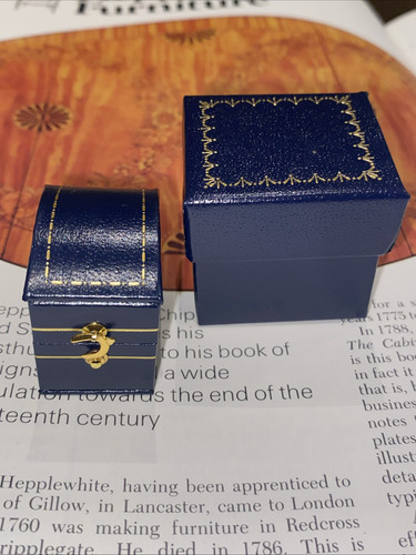 Antique Style Ring Box Vintage Victorian Style Faux Leather Blue Rectangle Shape - Picture 4 of 5