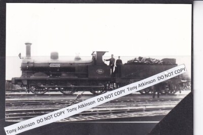 LANCASHIRE & YORKSHIRE - 0-6-0 LOCO. NO. 700 - VINTAGE PHOTO - # L11481