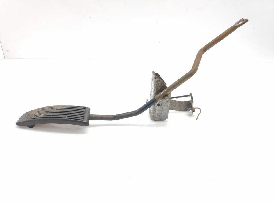 Nissan Pathfinder R50 1999 LHD Pedale Dell'Acceleratore A Gas 3.3 110kW - Imagem 2 de 4