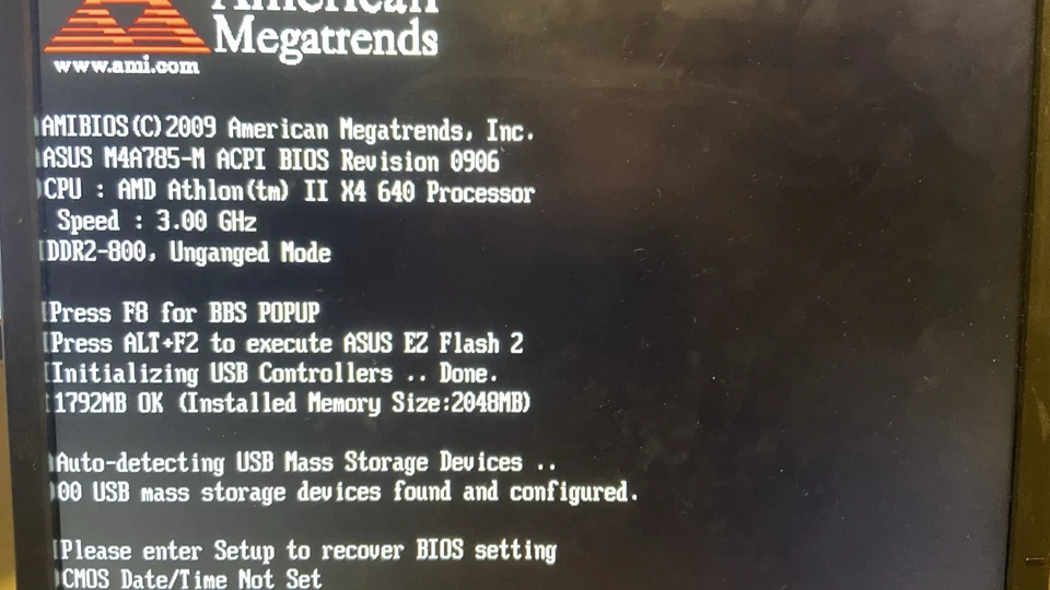 AMD Athlon II X4 640 3,0 GHz cuatro núcleos ADX640WFK42GM Socket AM3/AM2+ Foto 2 de 3