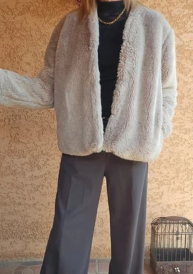 Manteau / Veste fausse fourrure Pull & Bear - Photo 1/4