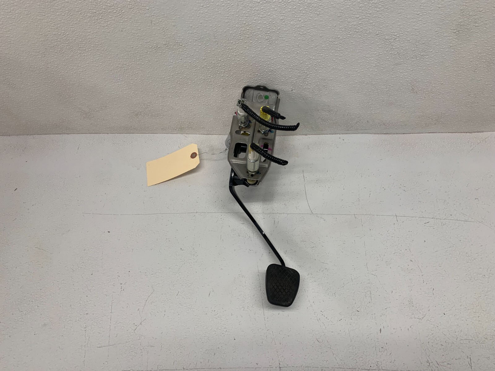 1115 HONDA CRZ CRZ MANUAL TRANSMISSION CLUTCH PEDAL ASSEMBLY, OEM