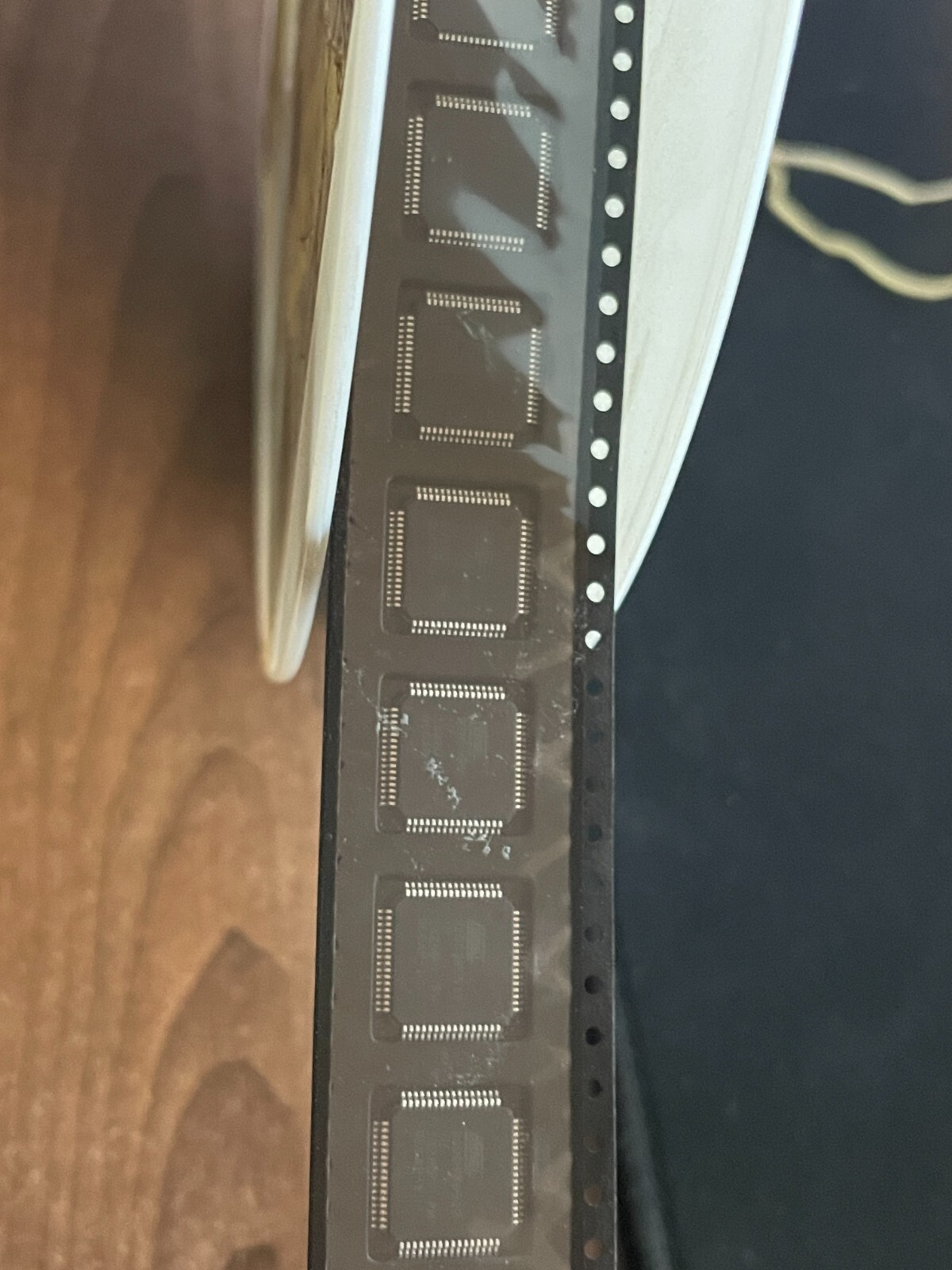 Picture 1 of 1