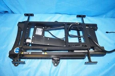 Quantum Q6 Edge Seat Tilt Actuator System Assembly Linak LA31-U272-03