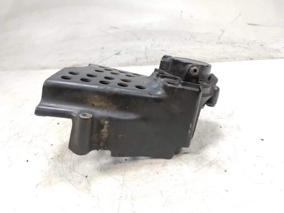 Cubierta de piñón delantera Suzuki GSXR1100 GSXR-1100W 1997 con cilindro esclavo de embrague Foto 3 de 4