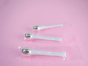 la mer eye applicator