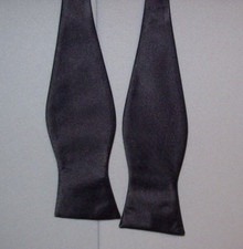 TIEMART Solid Black Classic Polyester 2-1/2" Bow Tie bt-20