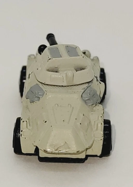 Micro Machines WWII German Armored Leichter Panzerspähwagen - Image 3 of 4