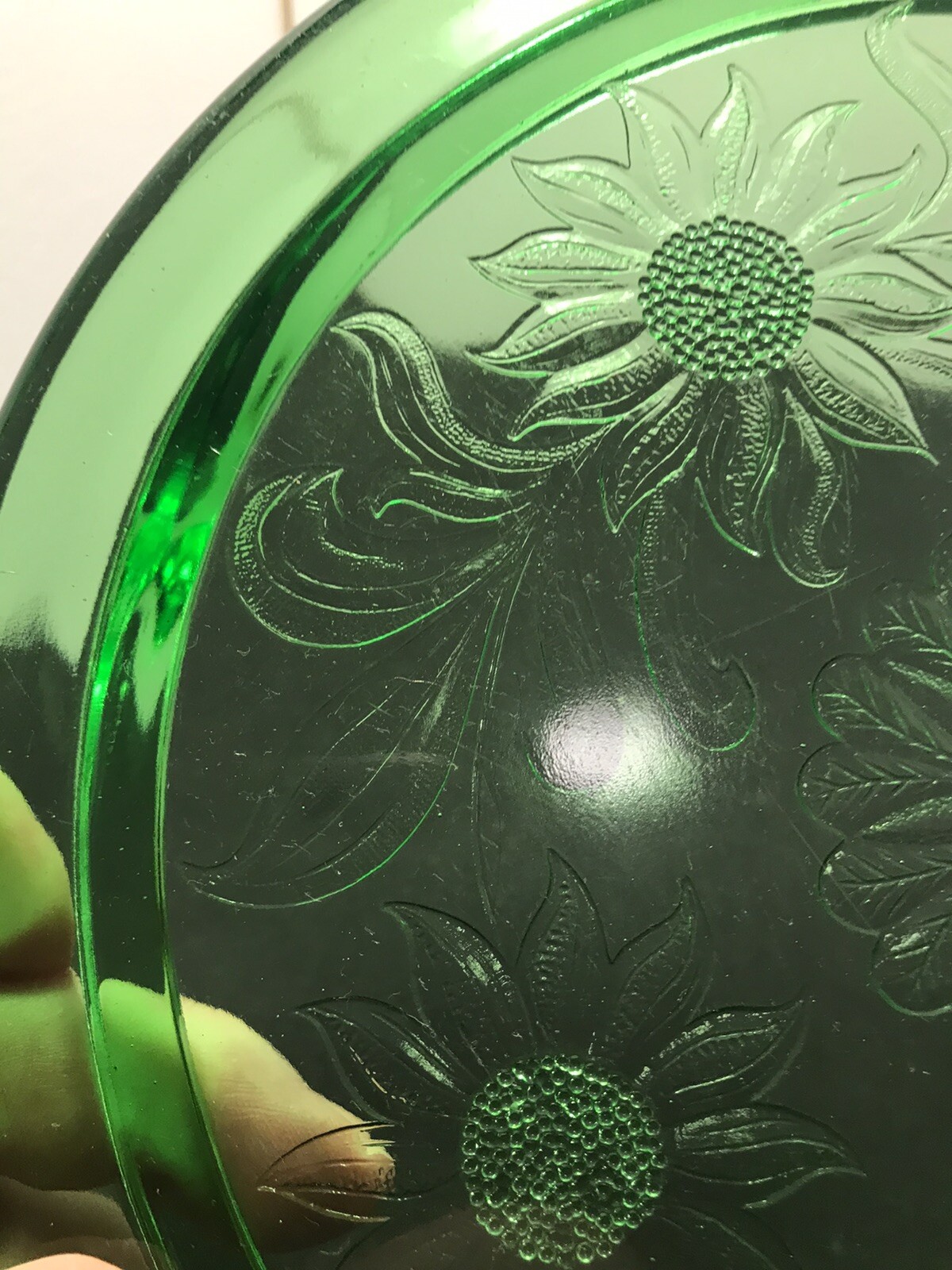 Vtg Green Uranium Sunflower Glass Footed Serving or Cake Plate 10" eBay
