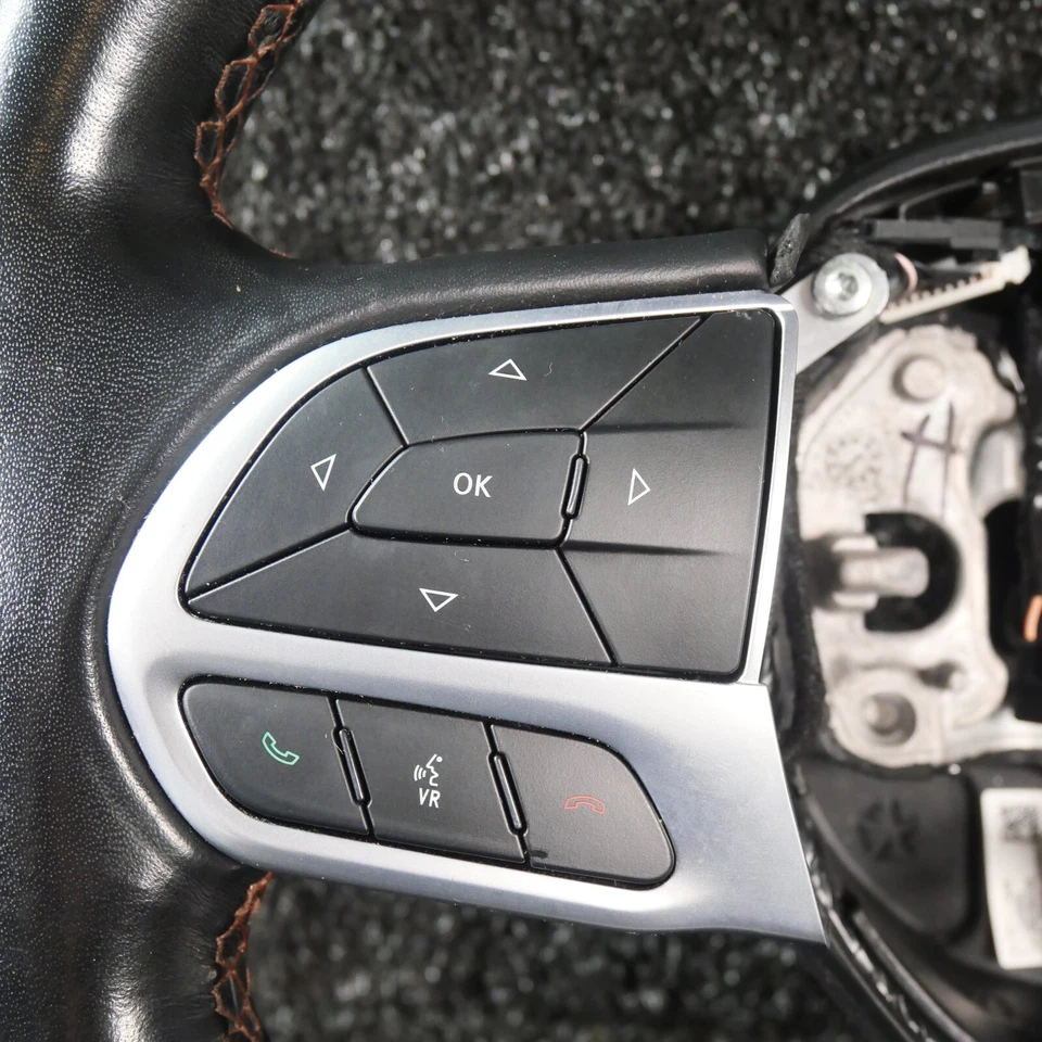 CHRYSLER PACIFICA  Steering Wheel  Black  W/Buttons  2017  2023  55079457AA - Image 4 of 4