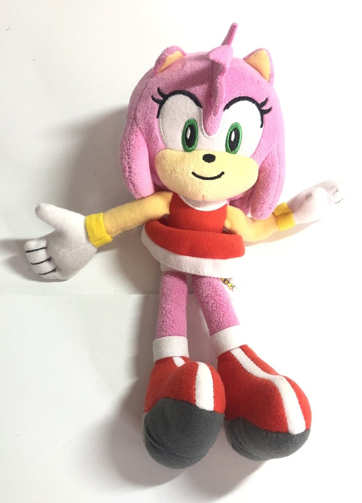 Boneco de Pelúcia Tomy Sonic The Hedgehog - Amy Rose Plush T22390