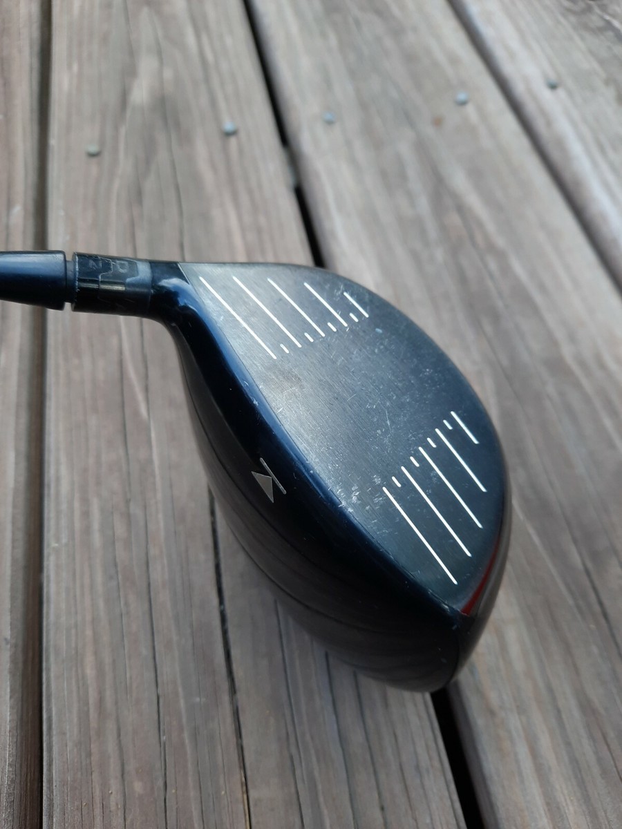Titleist 910 D2 Driver 8.5* Diamana Ahina 72g Stiff 45.25