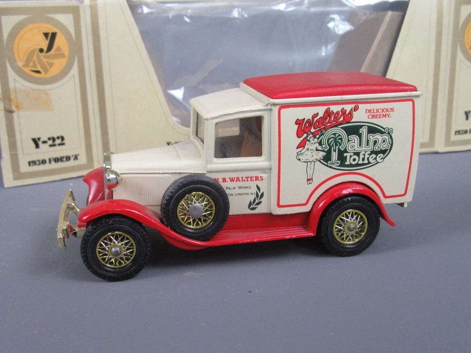 D17 Matchbox Modelle Of Yesteryear Y-22 Ford A Van 1930 Walters Beige IN Ovp - Bild 2 von 4