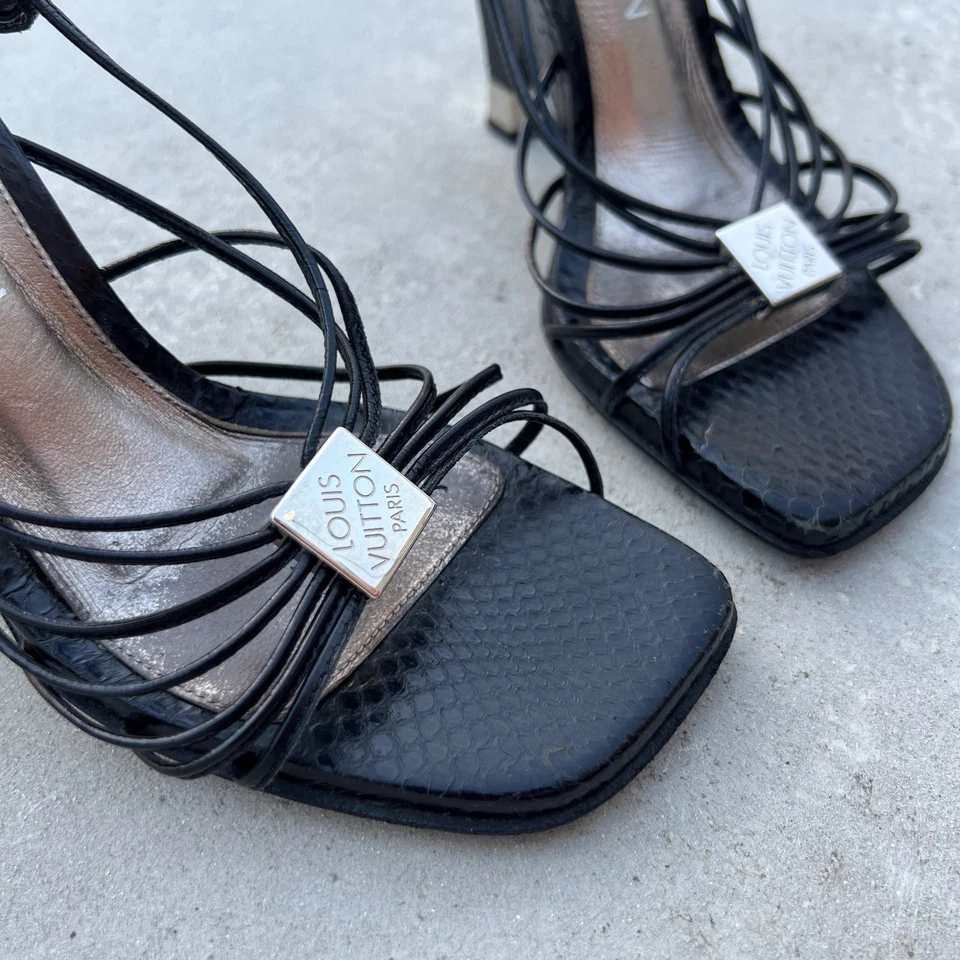 Louis Vuitton|Authentic Vintage Black Python Leather Silver Hardware Wedge(36.5) - Image 3 of 4