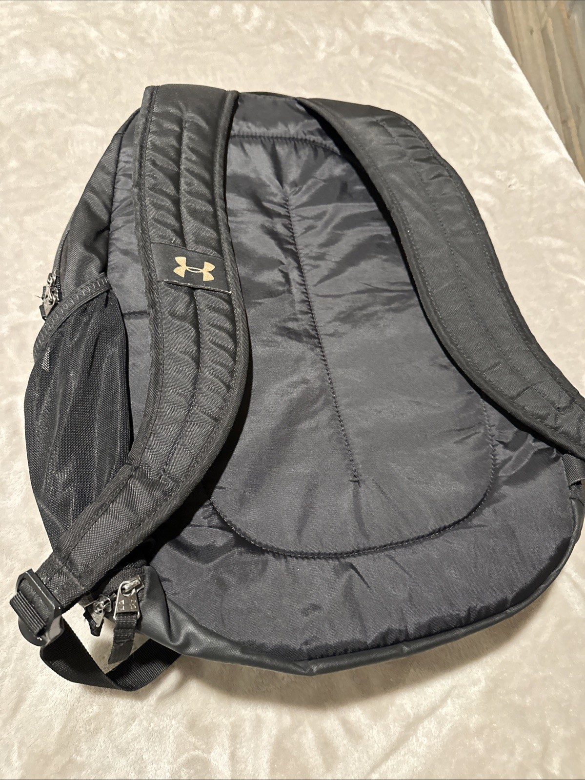 Under Armour Backpack Gray/Black, Model 1294720-0… - image 2
