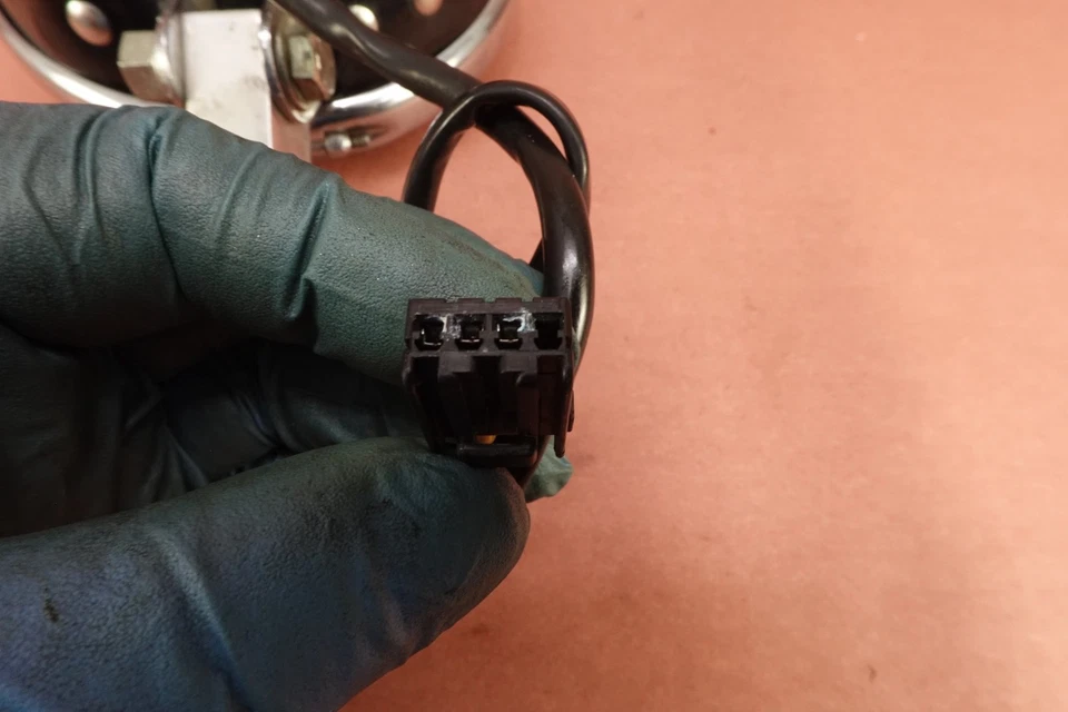 Faro delantero LED 2011-2017 Harley Davidson Dyna Street Bob FXDB - DOBLADO Foto 4 de 4