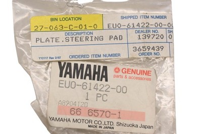New OEM Yamaha EU0-61422-00-00, EU0-61422-00 Steering Pad Plate