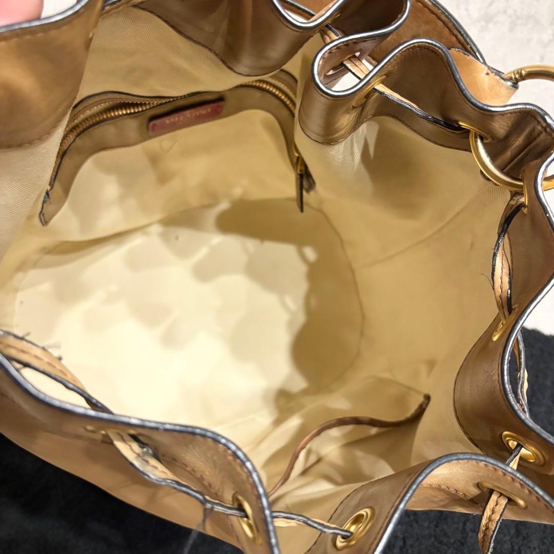 Valentino Garavani Rockstud Leather Handbag Beige B+ Status Japan thumbnail 10