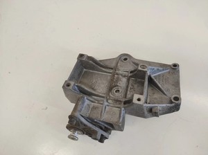 VW PASSAT Variant B5 3B5 HALTERUNG KLIMAKOMPRESSOR 028260885A 1.90 20209626