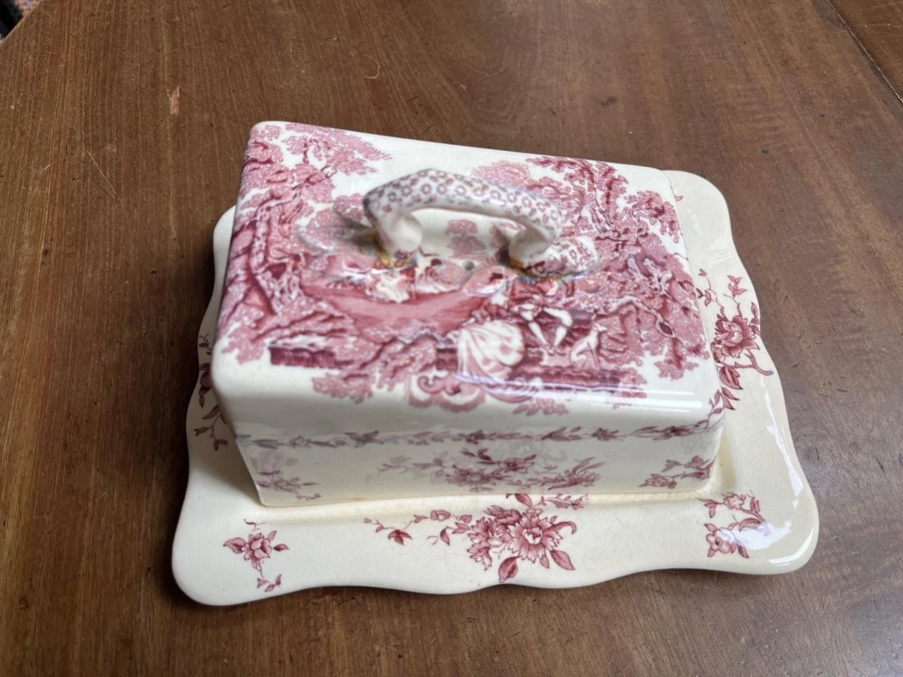 MASON'S "WATTEAU" ENGLAND CHEESE DISH/LID BURGUNDY RED IRONSTONE