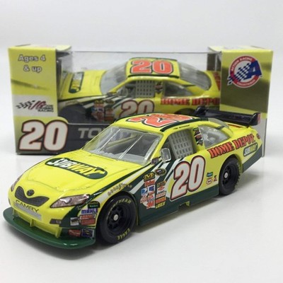 Tony Stewart 2008 Subway COT 1:64 Diecast