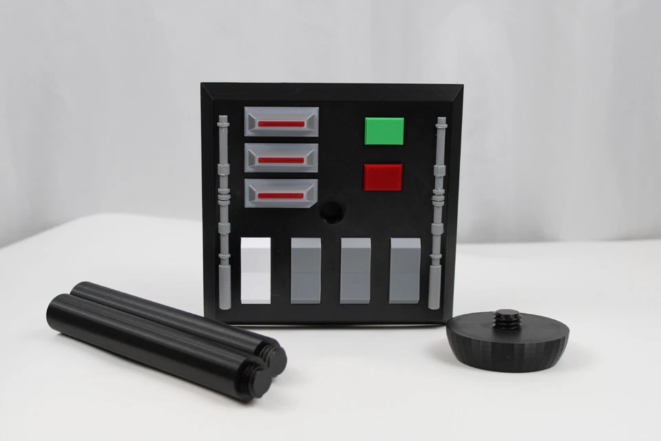 Darth Vader Helmet Stand - Image 2 of 4