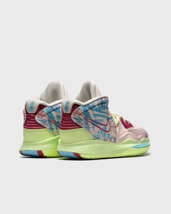 Nike Kyrie Infinity '1 World 1 People' Basketball Shoe