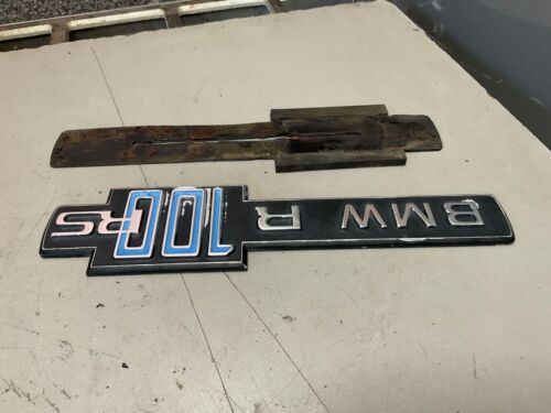 BMW Airhead R100RS Blue OEM Starter Cover Badge / Emblem 3 - Picture 3 of 4