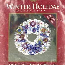 Christmas Crystal Wreath Bead Magnet Kit w/ Treasure Mill Hill MH18-3301