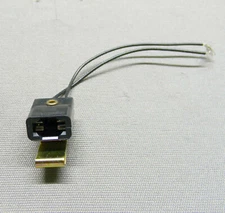 LIONEL REPLACEMENT PART LAMP SOCKET MOUNTING BRACKET WEDGE BASE 6009160020 NEW