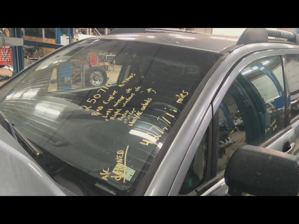 (LOCAL PICKUP ONLY) Driver Left Fender Fits 04-11 ENDEAVOR 730909 - Image 2 of 4