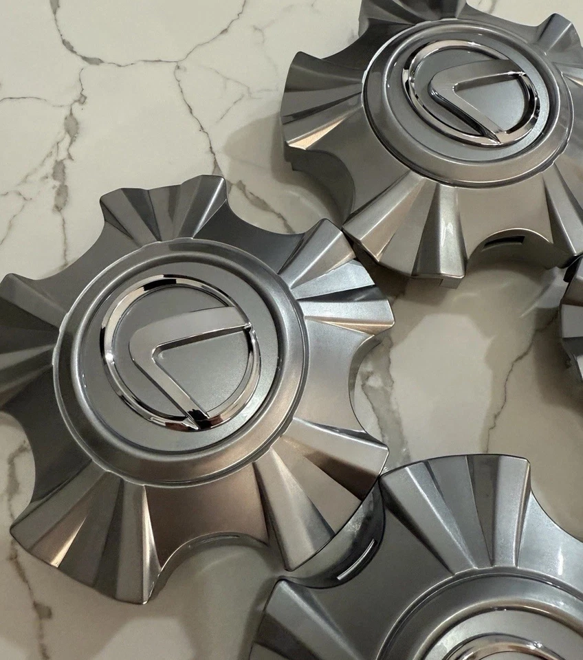 Tapas centrales para Lexus LX570 13-15 Hyper Silver 4260B-60230 (5 1/2 pulgadas) 139,7 mm Foto 4 de 4