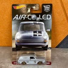 Hot Wheels Car Culture Air-Cooled Custom 69 Volkswagen Squareback Grey 2/5 DWH75