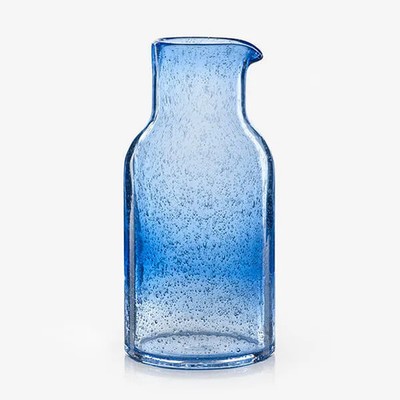 Sur La Table Colour Me Happy Blau Handgefertigte Glaskaraffe