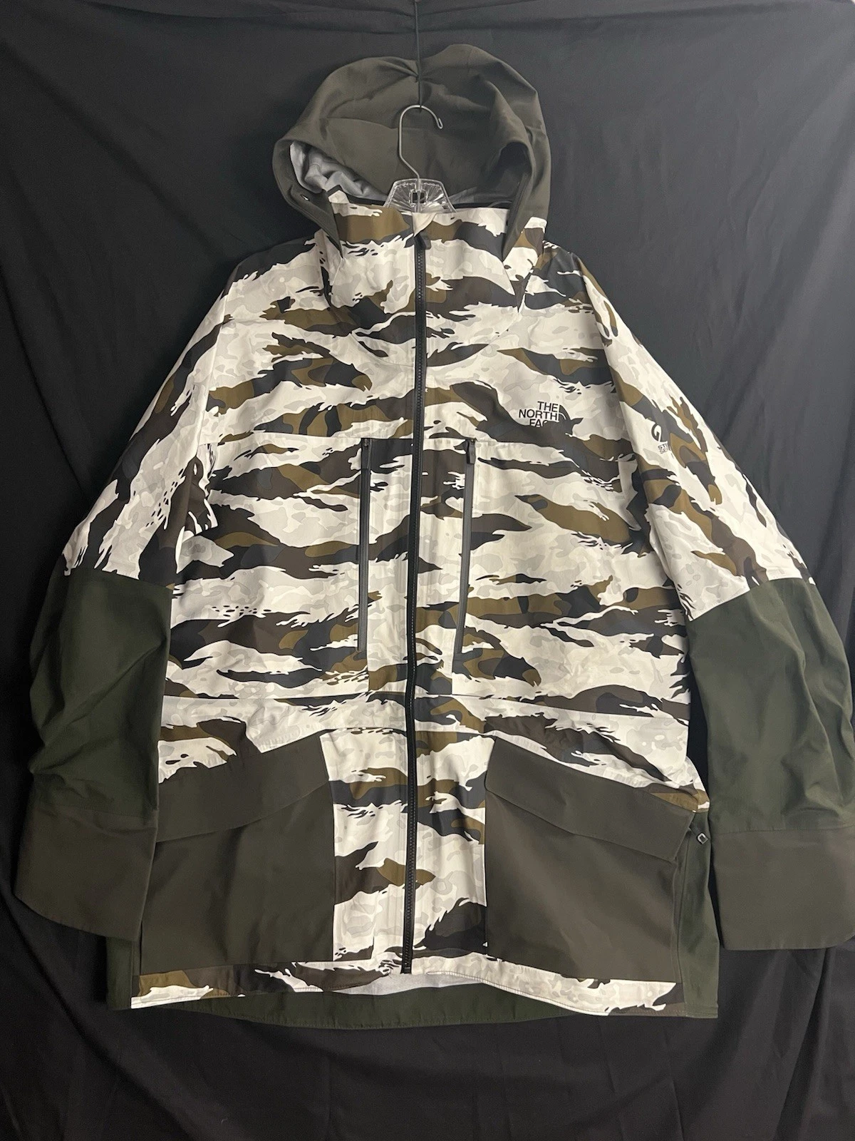 The North Face Rocko Green Camo A-CAD Futurelight Jacket Mens XXL Steep Series