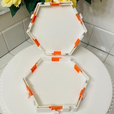 HexBug Bee Hive Habitat Set for Hex Nano Bug Micro Robotic Creature / Robot