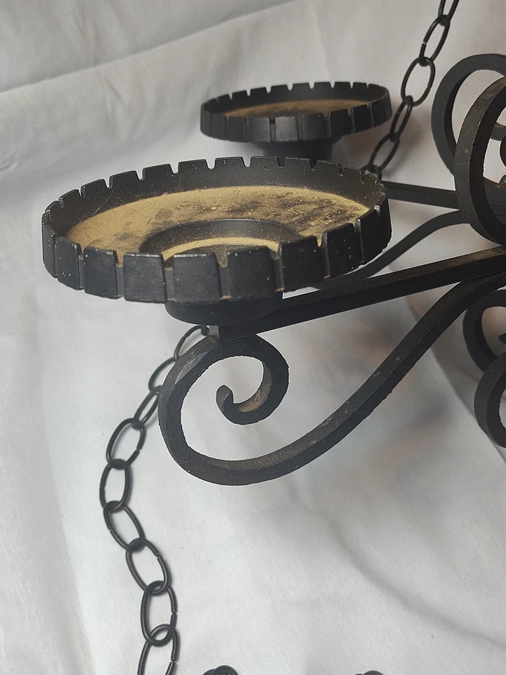 Antigua araña victoriana de hierro fundido de 26" y cadena colgante de 5 brazos piezas y reparación  Foto 4 de 4