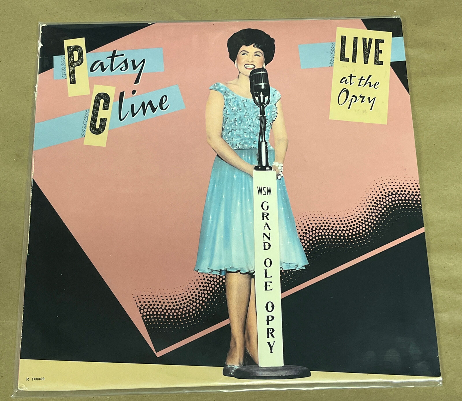 PATSY CLINE - Live At The Opry Vinyl Record (1988, MCA Records)
