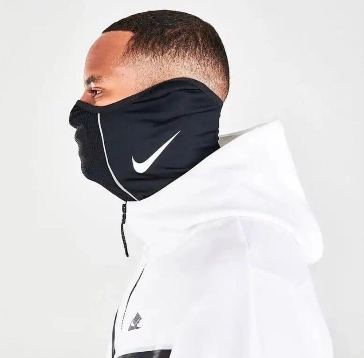 Nike BQ5832013 Soccer Strike Snood, Size S/M - Black for