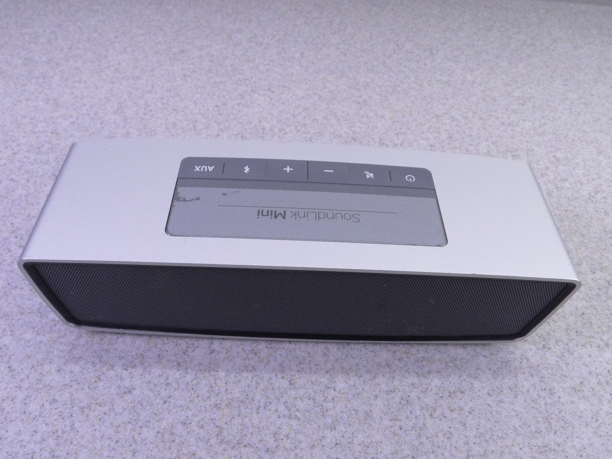 Bose Soundlink Mini Wireless Bluetooth Portable Silver Speaker