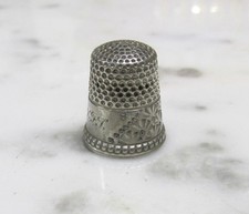 Vintage Sterling Silver #8 Thimble ~ 4.6grams ~ 2-C183