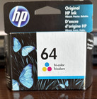 Zapieczętowany oryginalny trójkolorowy wkład atramentowy HP 64 datowany na 8-23