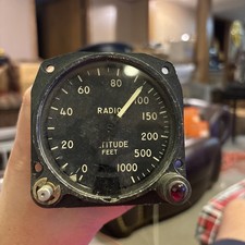 Vintage Radio / Radar Altitude Indicator C-2236 / APN-117