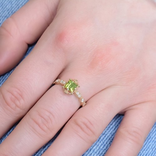 Princess Cut Green Peridot Yellow Gold Plated silver Victorian Cocktail Ring - Picture 8 of 8