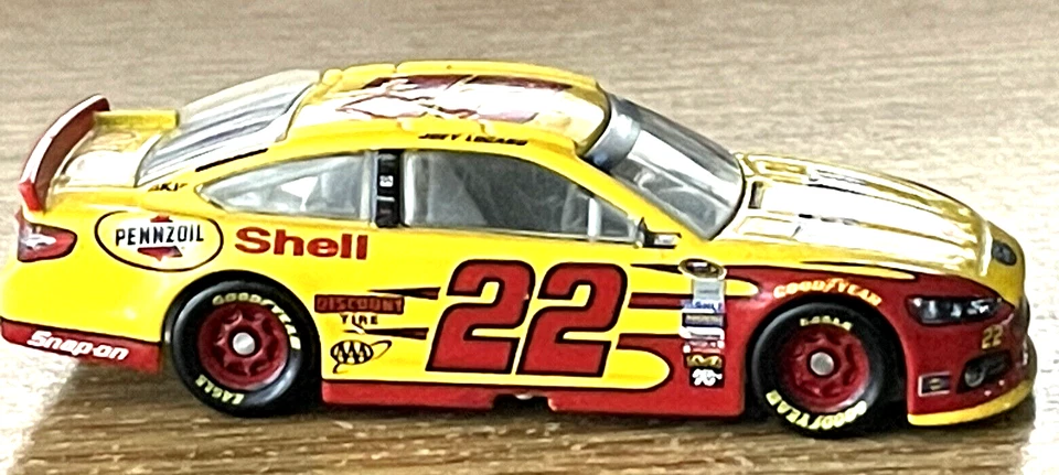 #22 Shell Pennzoil Ford Fusion Race Car Joey Logano - Image 2 of 4