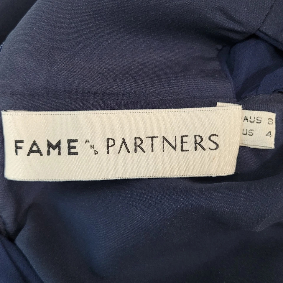 Maxi Vestido Fame & Partners Azul Oscuro Plisado Gasa Corte Sin Mangas Talla 4 Foto 3 de 4